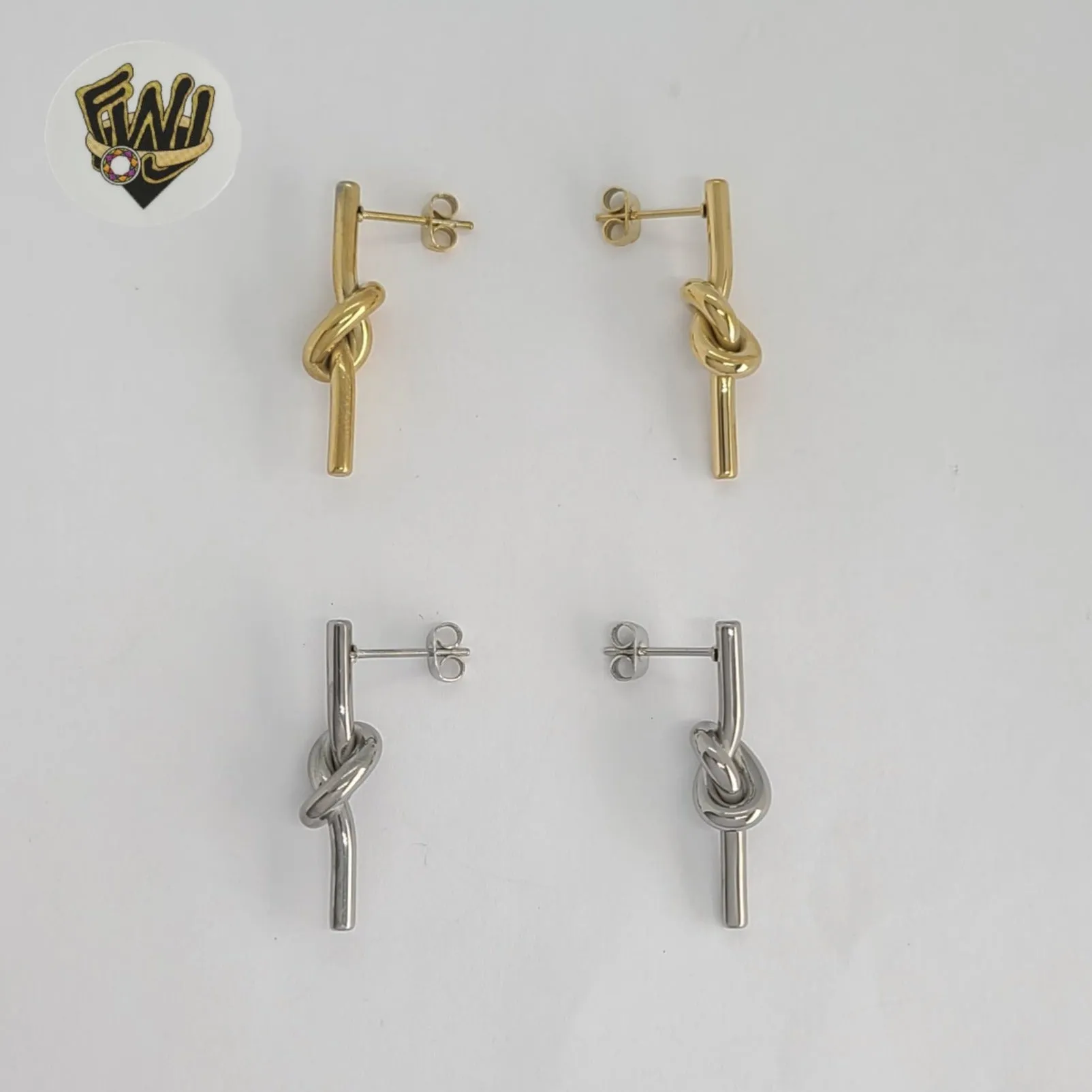 (4-2118) Stainless Steel - Alternative Knot Earrings.