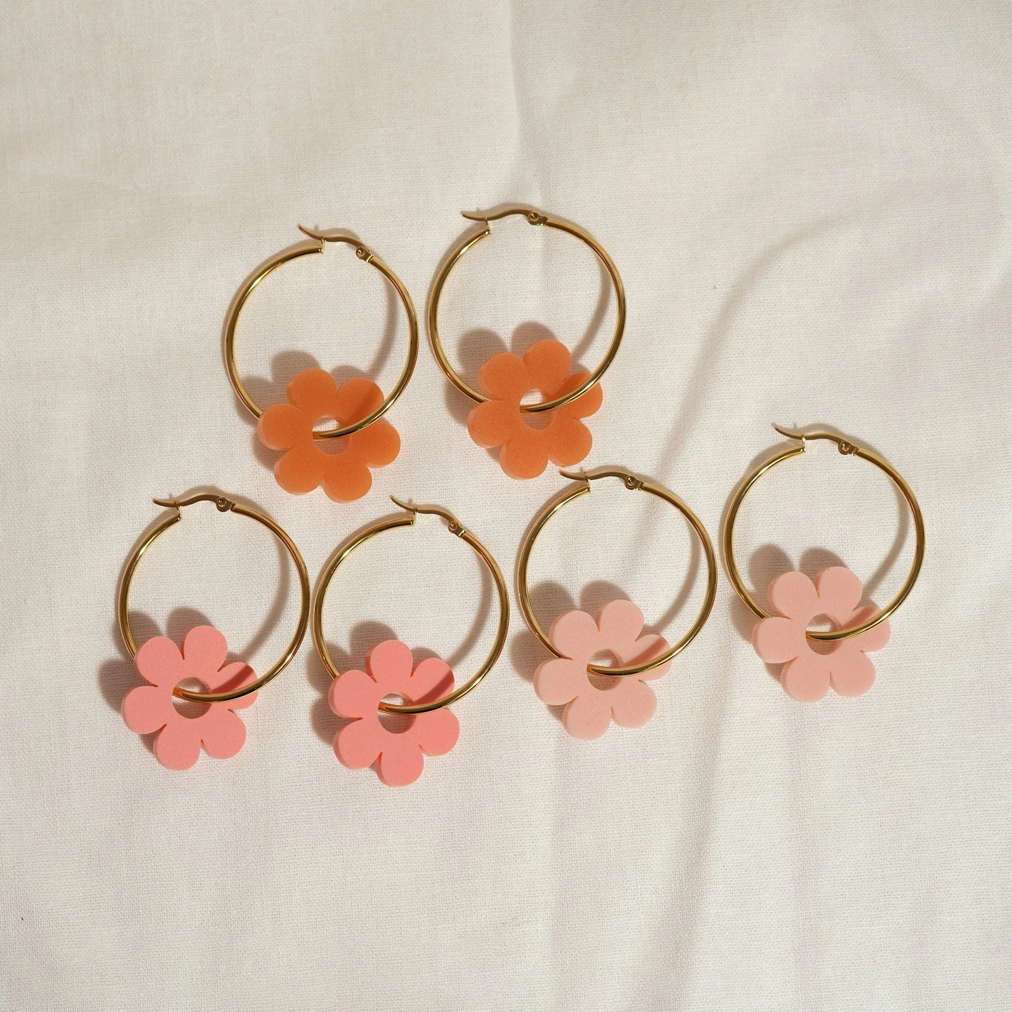 Dusty Pink Daisy Hoop Earrings