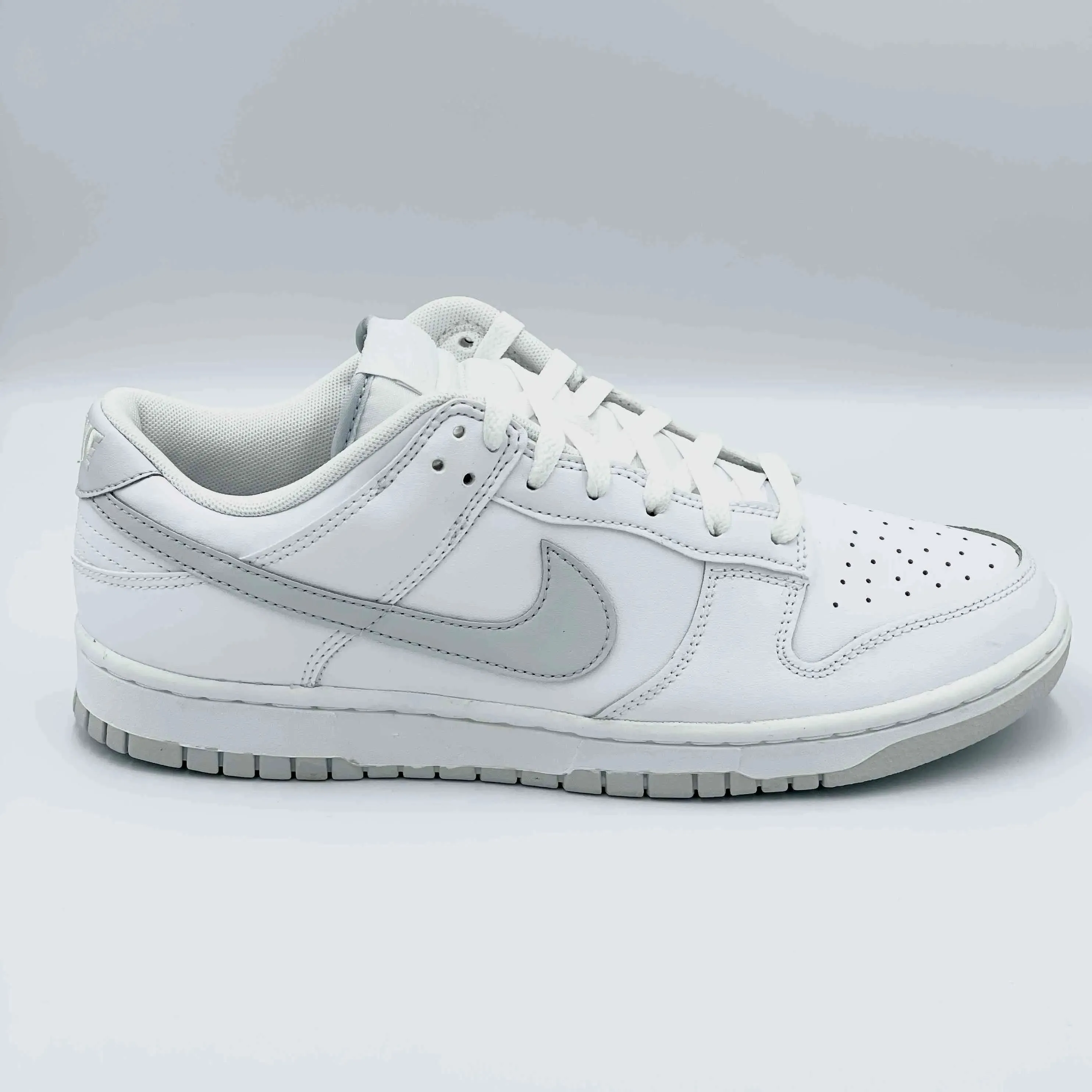 Nike Dunk Low Retro White Pure Platinum