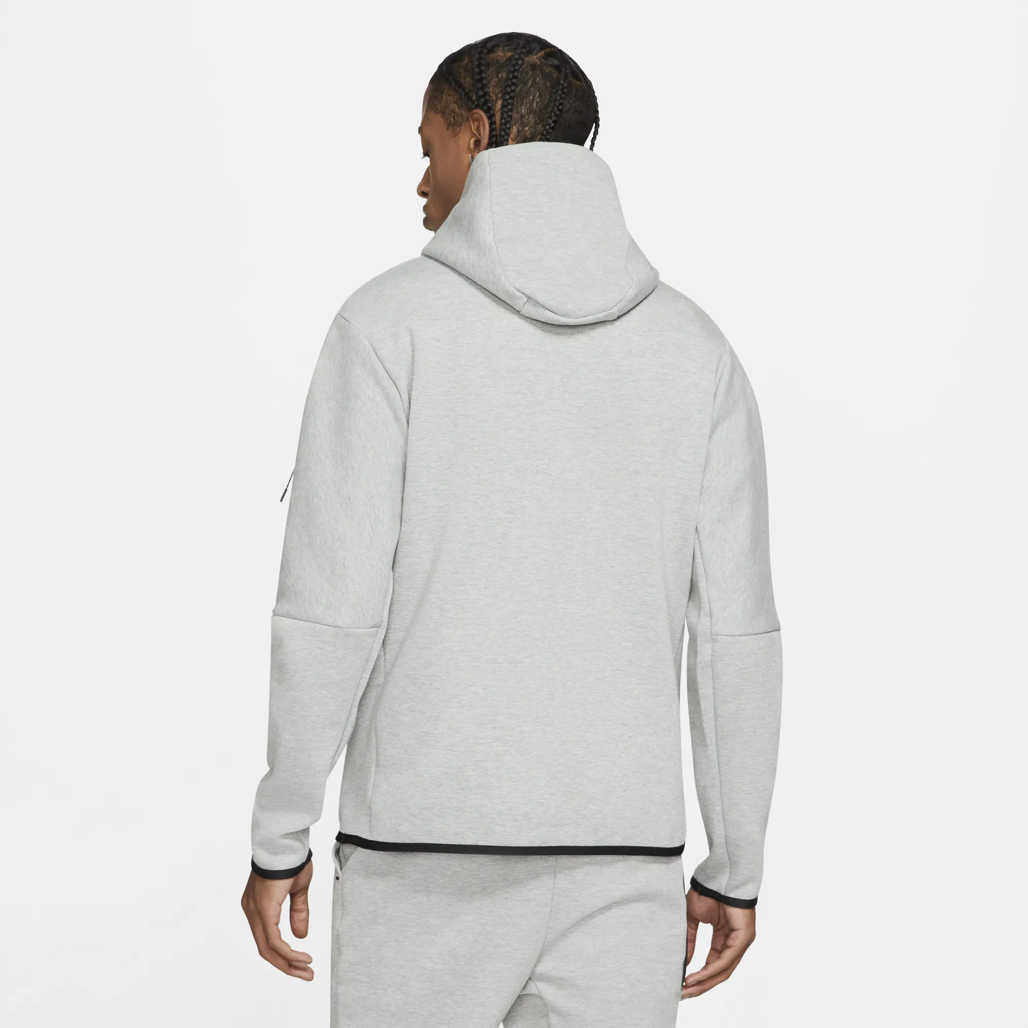 NIKE SPORTSWEAR TECH FLEECE