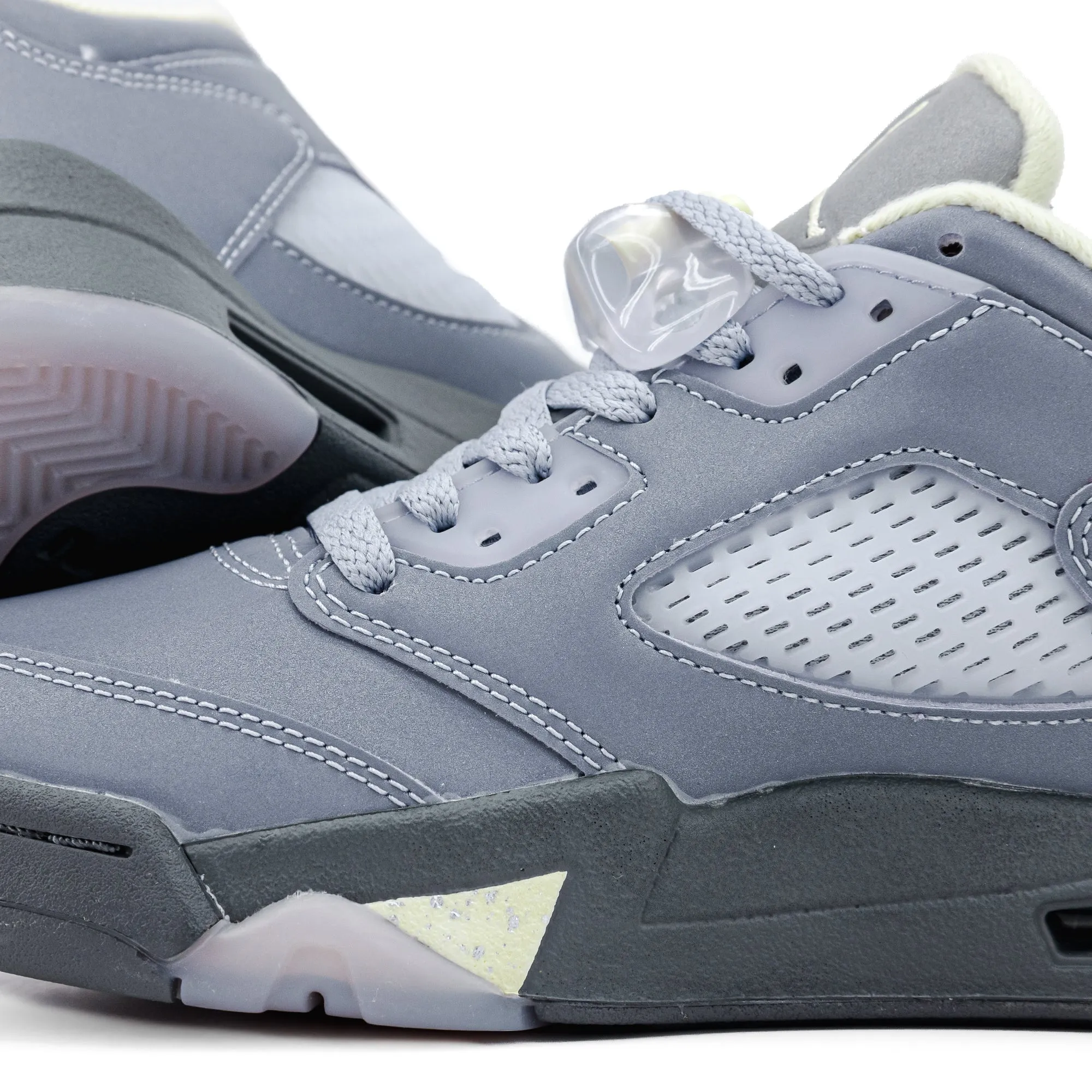 Nike Woman's Air Jordan 5 Retro Low "Indigo Haze" FJ4563-500