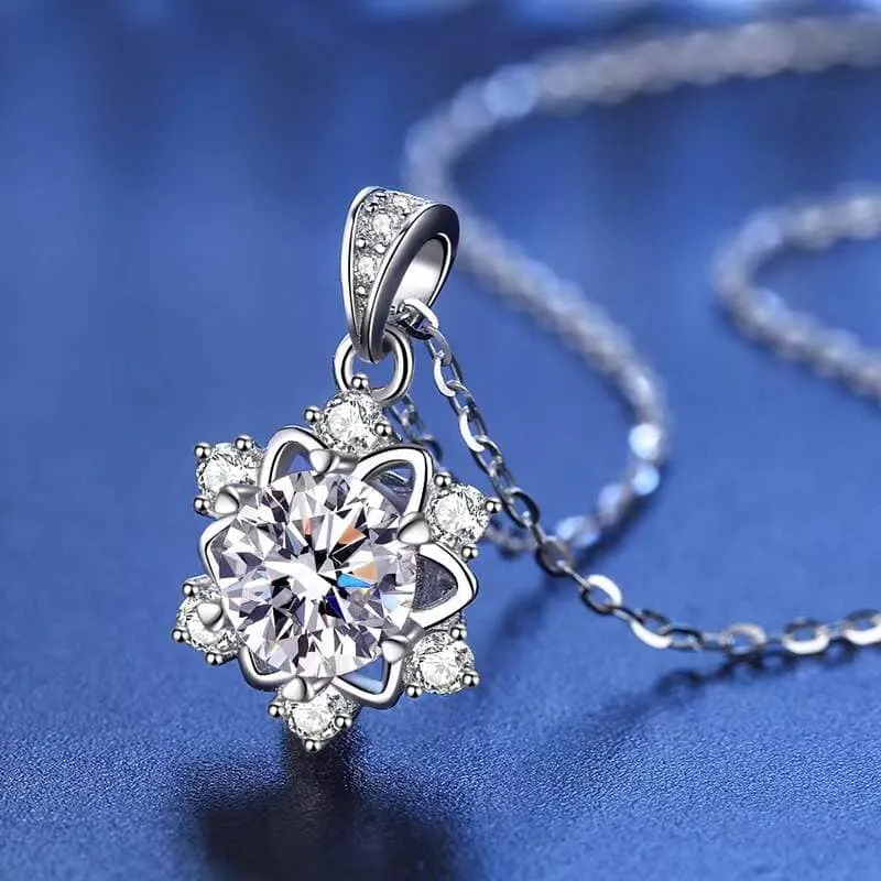 Trendy Snowflake Diamond Pendant Necklace - 925 Sterling Silver